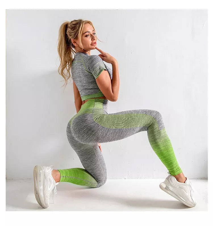 Stylish Green Short Sleeve Top Seamless Knit Leggings Stunning Style