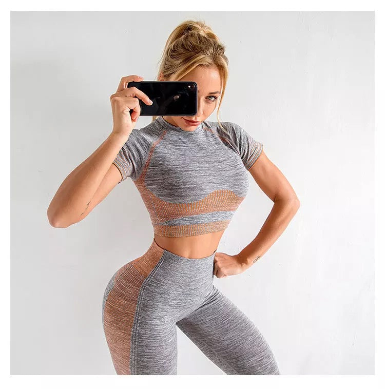 Stylish Short Sleeve Top Seamless Knit Leggings Stunning Style